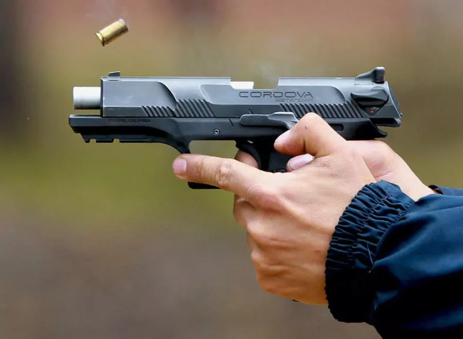 IMAGEN ARCHIVO. PISTOLA.  Un arma de este tipo fue secuestrada por la Polic&iacute;a.