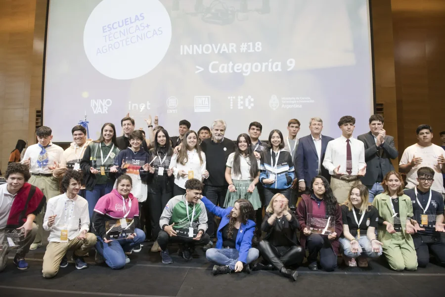 FOTO MIN. CIENCIA
