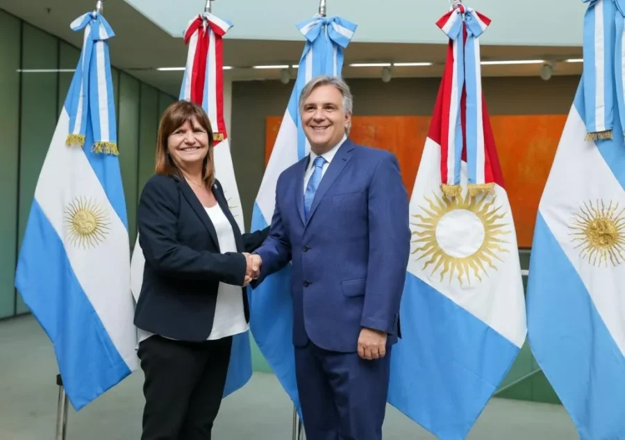 FOTO NA