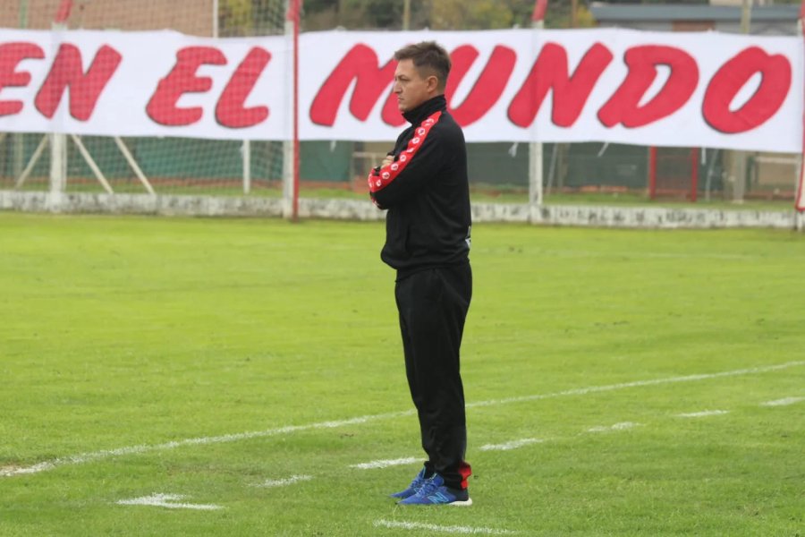 TRIUNFO CLAVE./ El DT elogi&oacute; a sus jugadores.