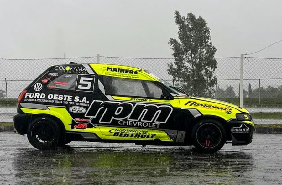 ALEJANDRO CIPOLAT. El rafaelino es indiscutido protagonista en el TZ 1600.