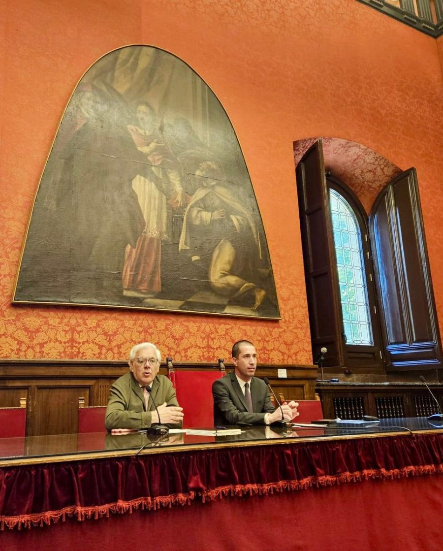 EN GRANADA. Pablo Lorenzetti junto a Jos&eacute; Luis P&eacute;rez Serrabona.