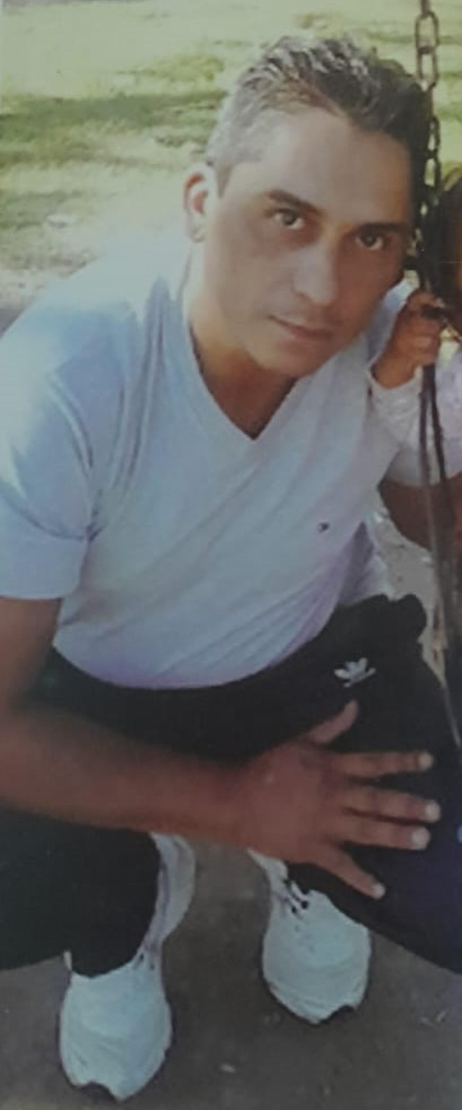 Pedro Oscar Almada de 46 a&ntilde;os est&aacute; siendo buscado.