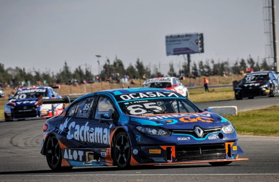 Tiago Pernia festej&oacute; por partida doble en el TC2000 en San Nicol&aacute;s.