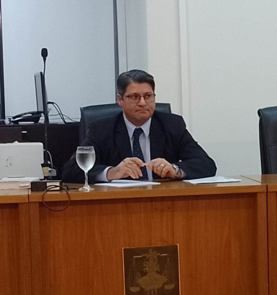 El juez Jos&eacute; Luis Est&eacute;vez fue el encargado de dictar sentencia en un controvertido caso.