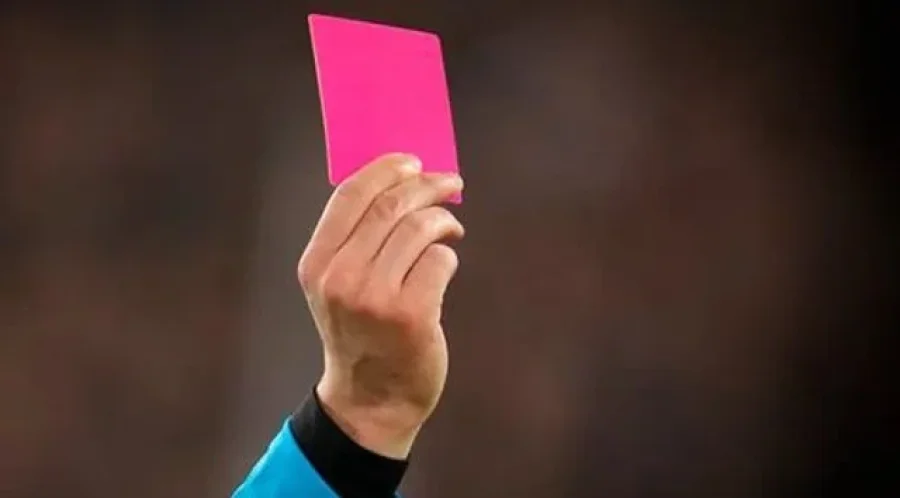 La tarjeta rosa empezar&aacute; a usarse en la Copa Am&eacute;rica.