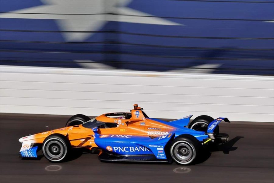 Scott Dixon logr&oacute; el mejor registro en la &uacute;ltima pr&aacute;ctica realizada en Indianapolis.