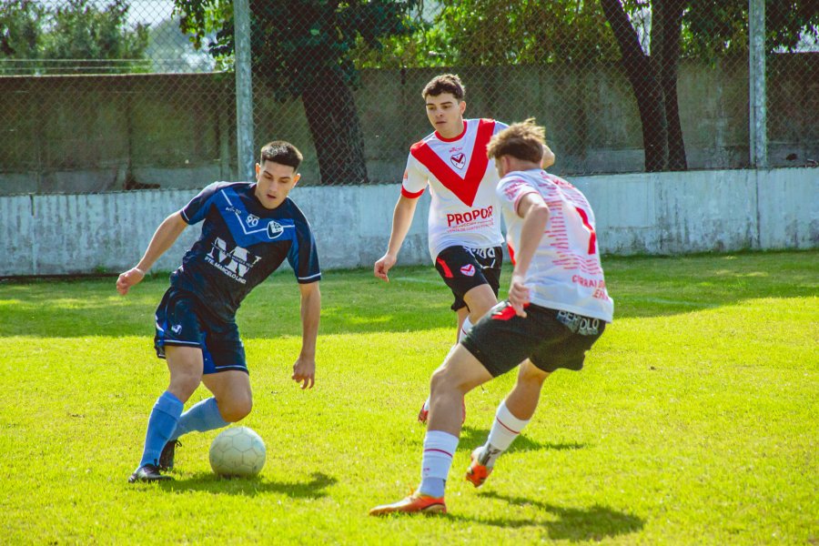 SE JUG&Oacute; LA CUARTA FECHA DEL APERTURA DE PRIMRA B