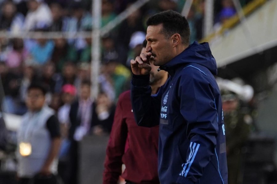 DE 29, SCALONI DEBER&Aacute; DEFINIRSE POR 26 PARA LA LISTA FINAL