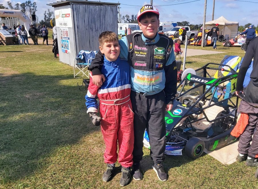 Los hermanos Donato y Samuel Calvi son protagonistas en la categor&iacute;a Mini Power.