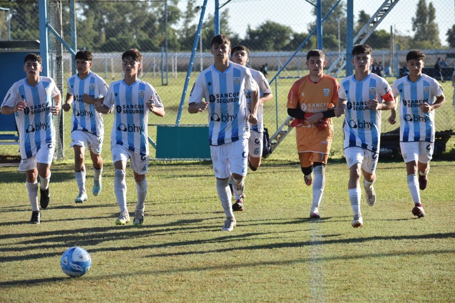 ATL&Eacute;TICO DE RAFAELA Y COL&Oacute;N DE SANTA FE SE VEN LAS CARAS EN INFERIORES DE AFA