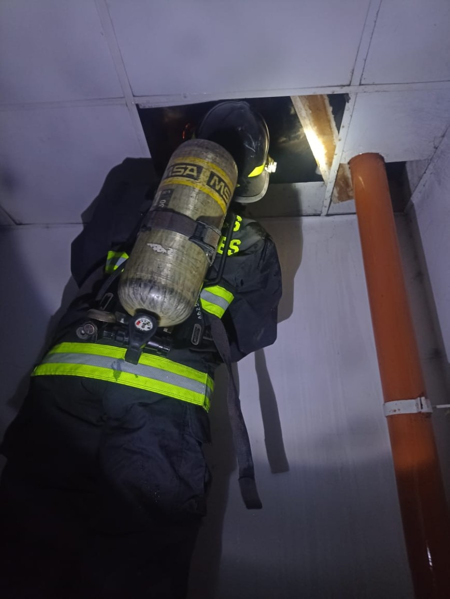 El foco &iacute;gneo se encontraba en una ducha ubicada en el ba&ntilde;o de un dep&oacute;sito.