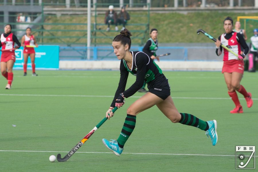 PROTAGONISTA./ Abril Beltramino tuvo un muy buen torneo, anotando dos goles.