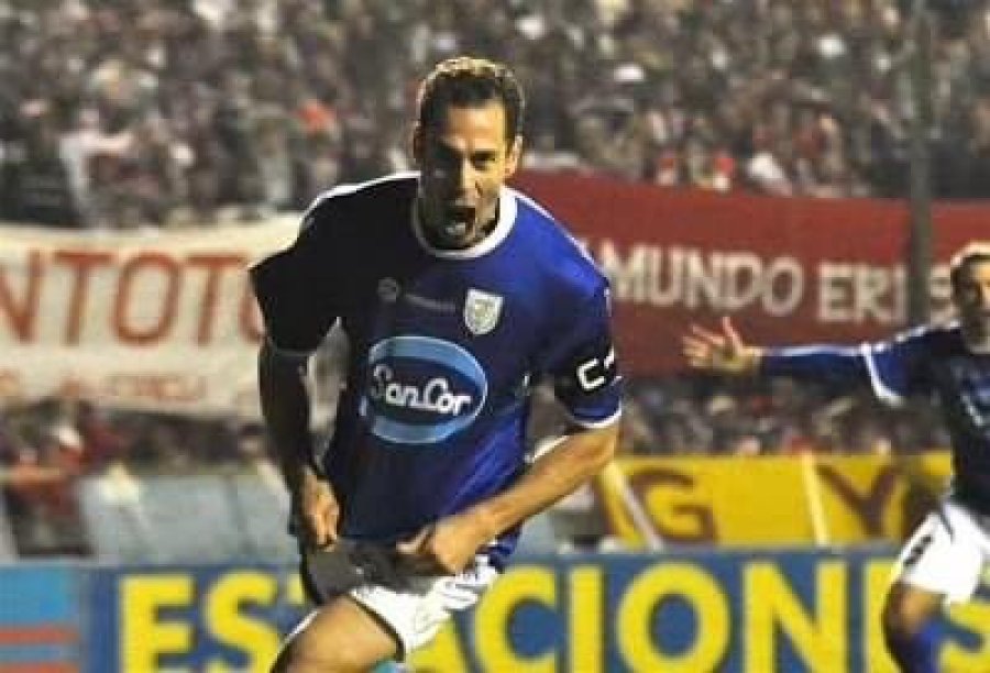LUCAS BOVAGLIO ANOT&Oacute; DE PENAL EL TANTO DE LA VICTORIA EN CANCHA DE UNI&Oacute;N