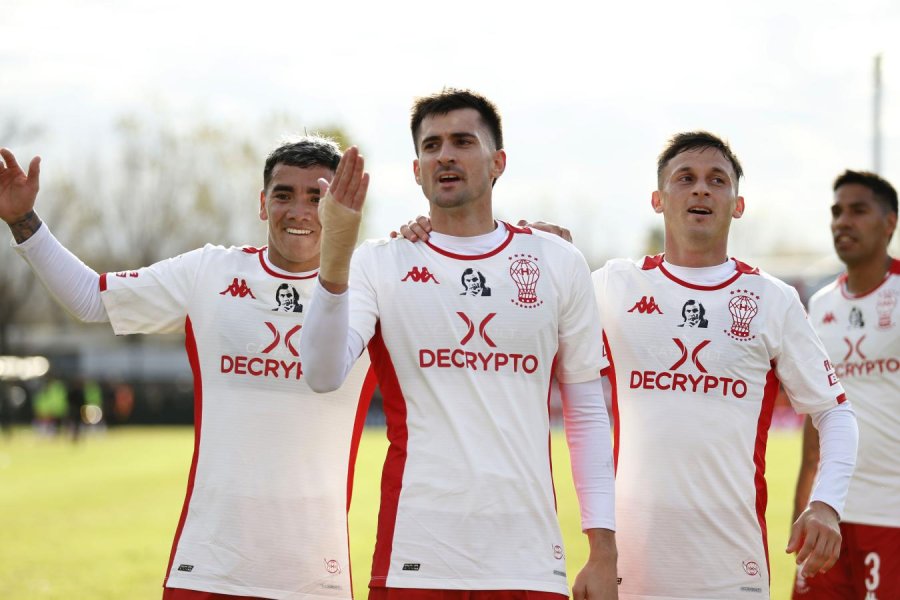 HURAC&Aacute;N SUPER&Oacute; A BARRACAS Y NACHO PUSSETO MARC&Oacute; UNO DE LOS GOLES