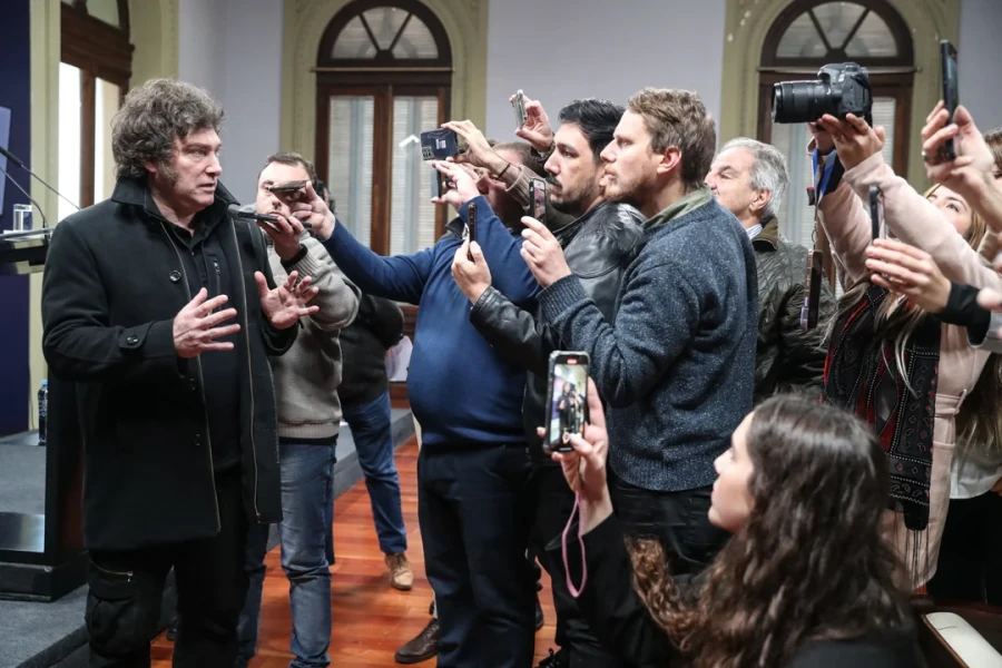 El presidente durante una rueda de prensa en la Casa de Gobierno.