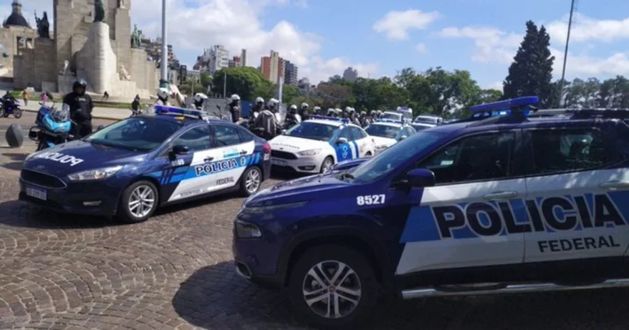 Los 27 agentes fueron trasladados en forma a&eacute;rea a la ciudad de Buenos Aires para ser asistidos en el Hospital Churruca.