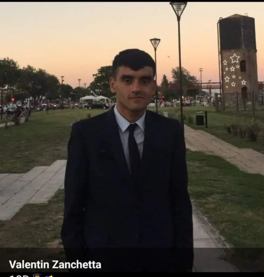 El joven polic&iacute;a Valent&iacute;n Zanchetta, fallecido durante el accidente en San Nicol&aacute;s.
