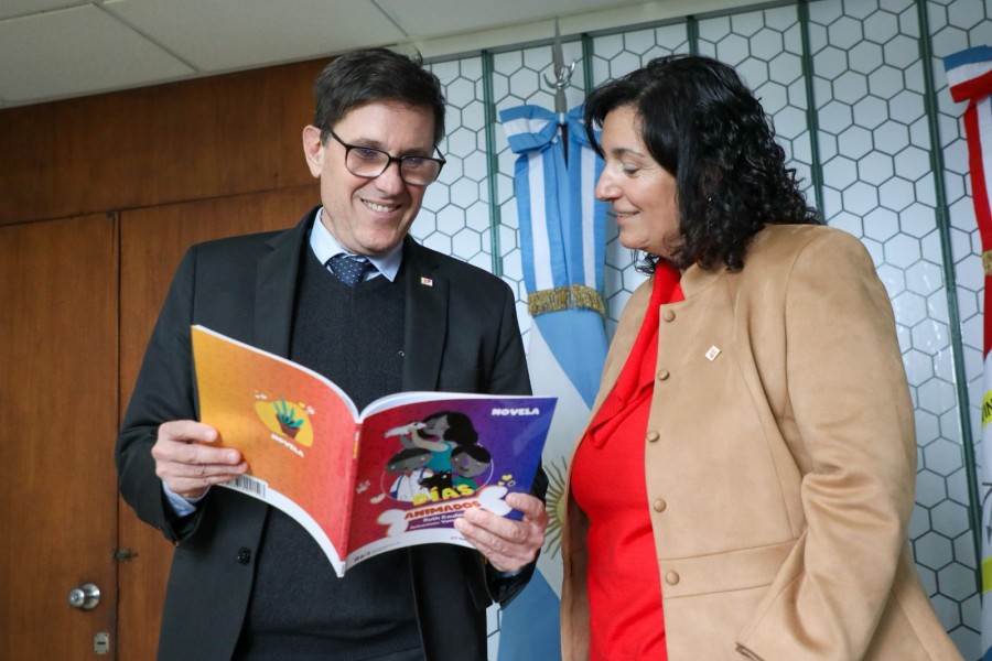 Busca mejorar los niveles b&aacute;sicos de aprendizaje en el nivel primario de la provincia.