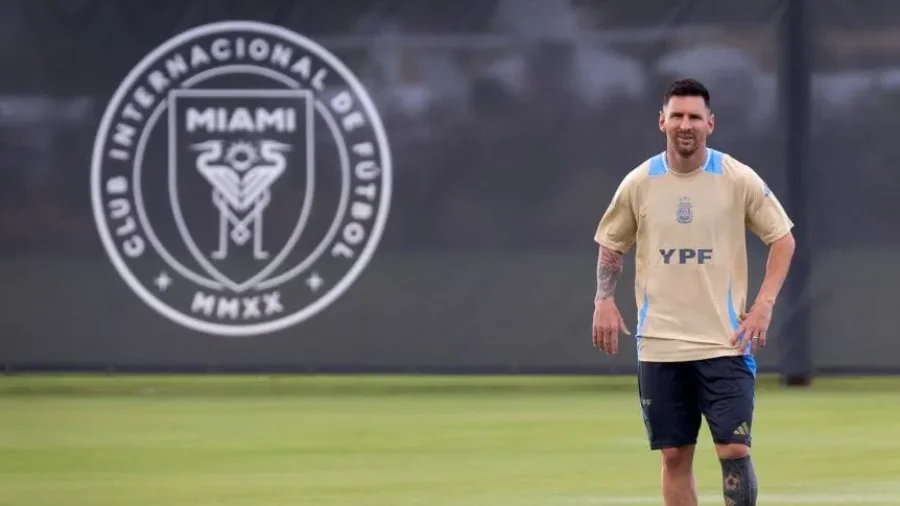 LIONEL MESSI COMENZAR&Iacute;A EL AMISTOSO DESDE EL BANCO