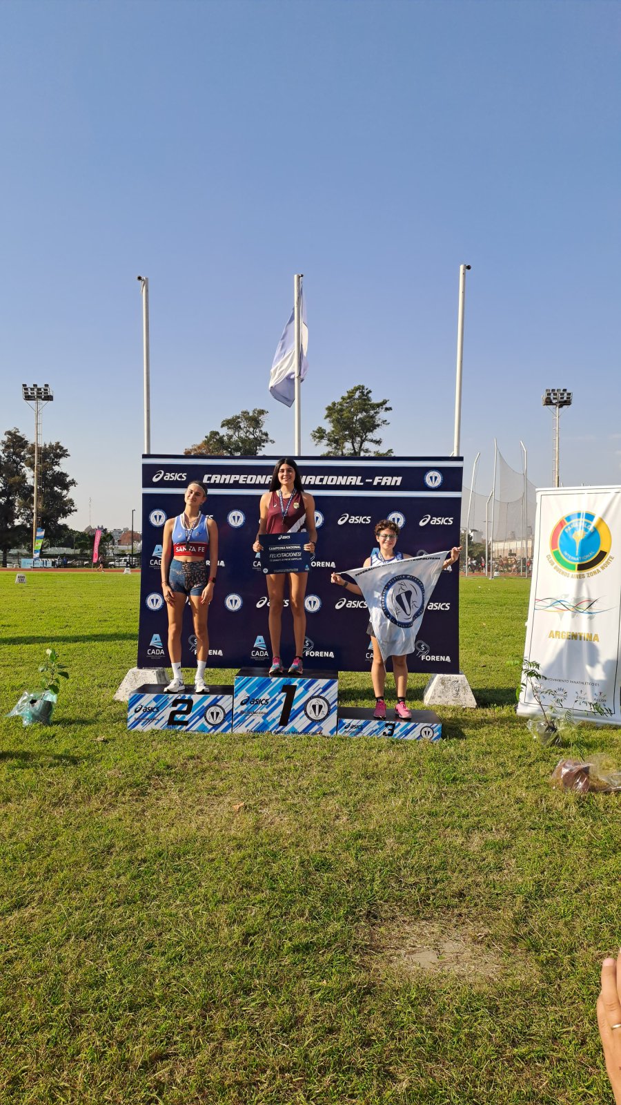 MAGALI ALLASSIA./ Tambi&eacute;n medalla plateada.