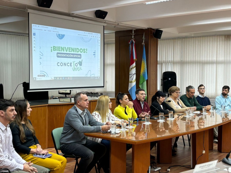 Presentaci&oacute;n de Concejo Joven 2024.