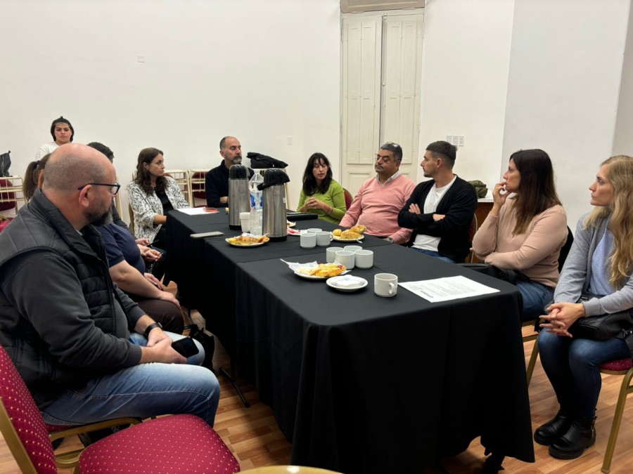 Se llev&oacute; adelante para empresas interesadas y nuevas autoridades.