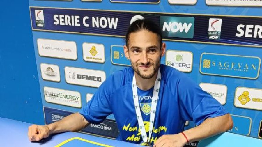 NICOL&Aacute;S SCHIAVI, RAFAELINO QUE ASCENDI&Oacute; A LA SERIE B DE ITALIA