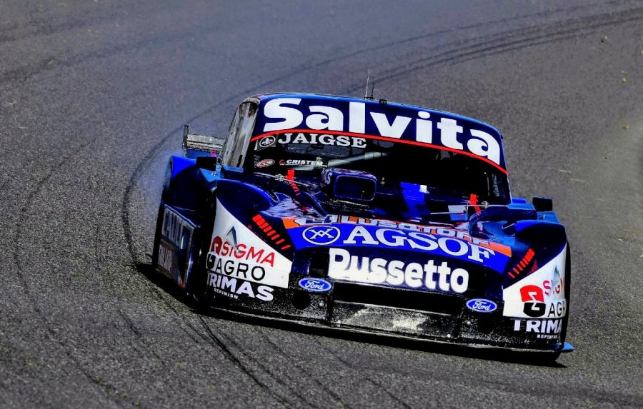 Jerem&iacute;as Olmedo se impuso en la serie m&aacute;s r&aacute;pida con el Ford.