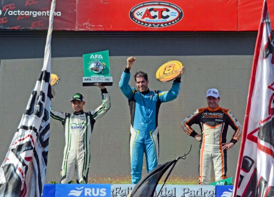 Diego Ciantini, Esteban Gini y Christian Ledesma en el podio de Rafaela.