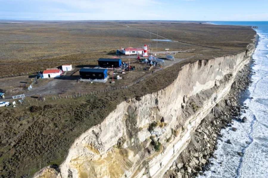 El Gobierno retirar&aacute; los panes de territorio chileno tras las cr&iacute;ticas de Boric por la base argentina.