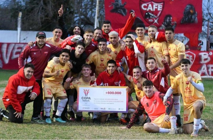SIGUE EN LA COPA. Otra alegr&iacute;a para Ferrocarril del Estado.