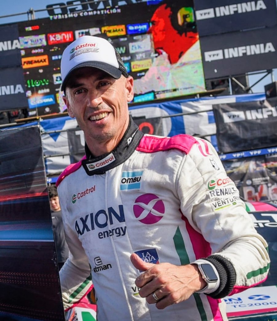 LEONEL PERN&Iacute;A. Lidera el campeonato de TC2000.
