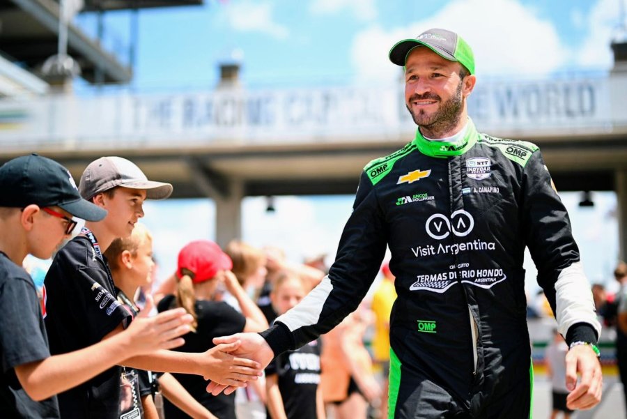 AGUST&Iacute;N CANAPINO. Regresar&aacute; en Laguna Seca.