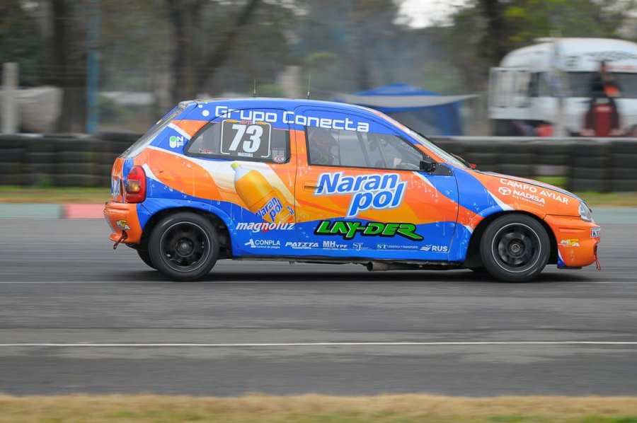 Fernando Iglesias se qued&oacute; con el triunfo en la Clase 2 del Turismo Pista.
