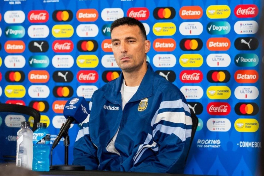 Scaloni: "Nuestro equipo juega en funci&oacute;n de c&oacute;mo le podemos hacer da&ntilde;o al adversario".