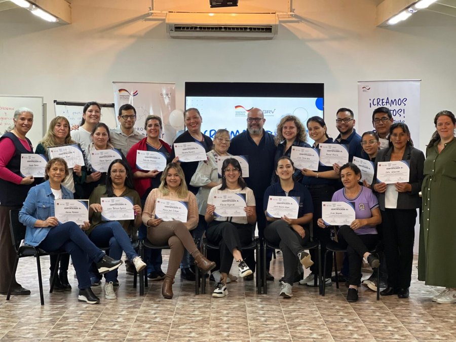 TALLER. El grupo que particip&oacute; en la actividad de capacitaci&oacute;n.