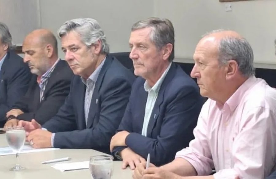 OPINIONES. La Mesa de Enlace no lament&oacute; la salida del ex decano de Agronom&iacute;a de la UBA.