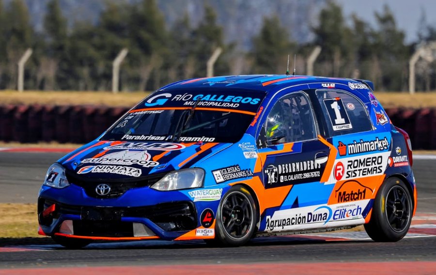 Thiago Mart&iacute;nez gan&oacute; la serie m&aacute;s veloz de la Clase 2 con el Etios.