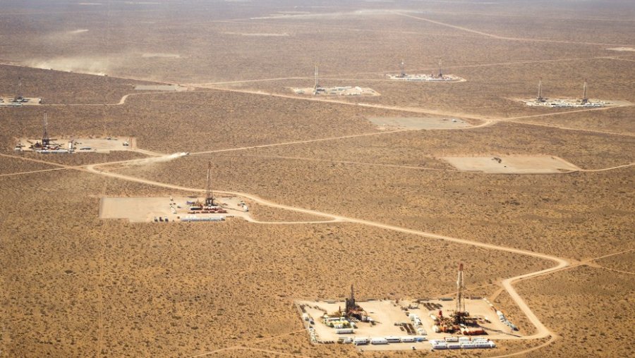 El sector de refinaci&oacute;n del petr&oacute;leo aument&oacute; su capacidad debido al incremento de fracturas en Vaca Muerta.