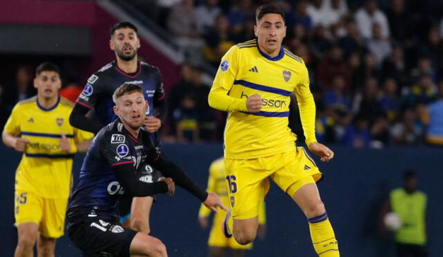 Miguel Merentiel tuvo las mejores chances para Boca Junios en Ecuador.