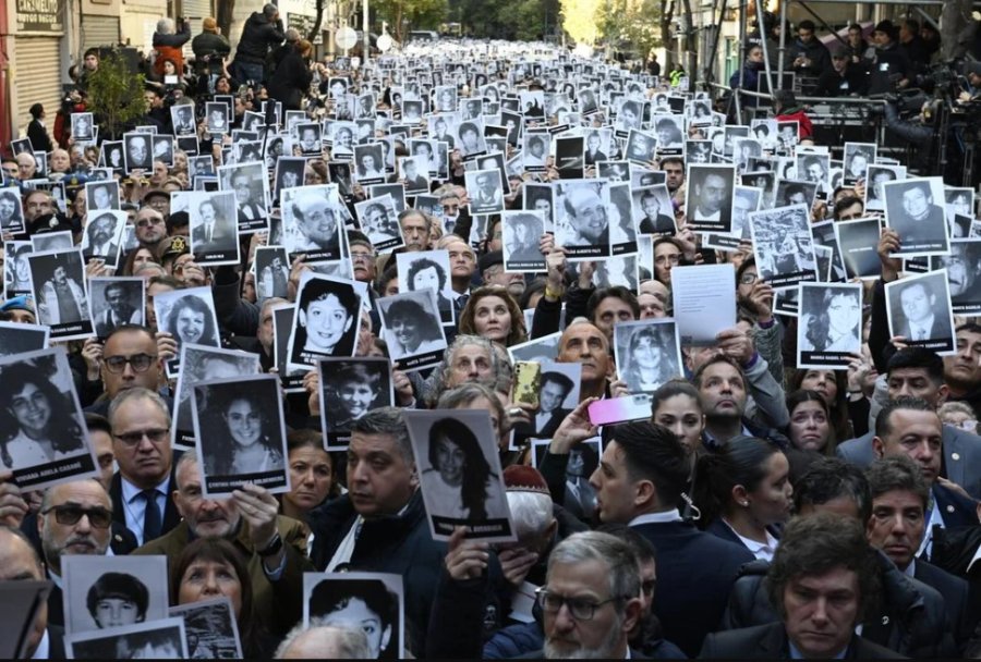 Hubo malestar de algunos familiares por la ubicaci&oacute;n de los funcionarios.