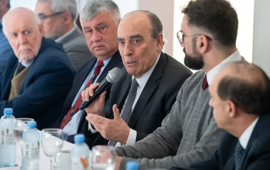 El Jefe de Gabinete, Guillermo Francos, se reuni&oacute; con diputados dialoguistas.
