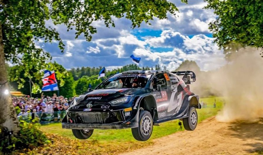 Kalle Rovanper&auml; se impuso en la primera etapa del Rally de Letonia.