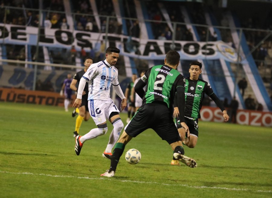 ATL&Eacute;TICO CAY&Oacute; GOLEADO CON CHICAGO EN EL MONUMENTAL