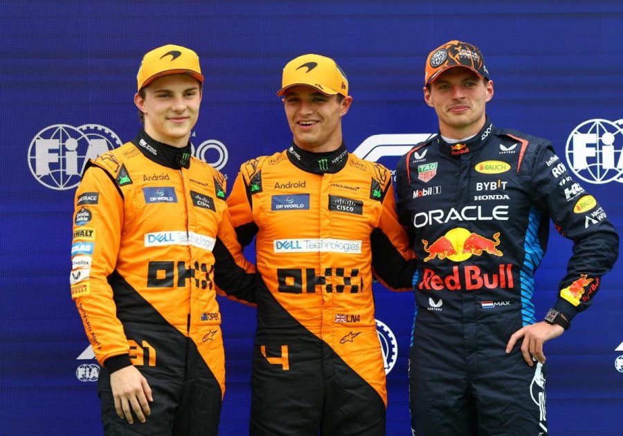 Oscar Piastri (2&deg;), Lando Norris (1&deg;) y Max Verstappen (3&deg;) en el circuito de Hungaroring.