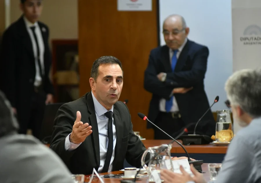 El secretario de Trabajo, Julio Cordero.