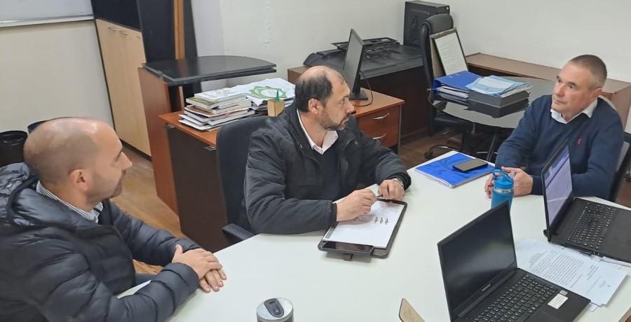 ENCUENTRO. Carlos Volpato recibi&oacute; a Jos&eacute; Barbero.