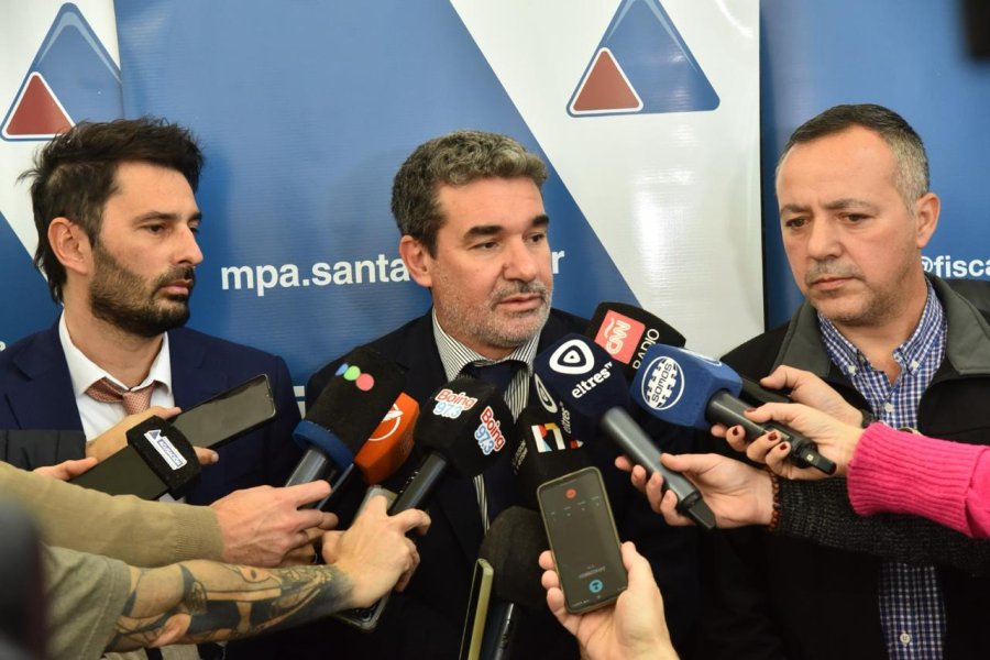 Los fiscales Pablo Socca y Mat&iacute;as Merlo dieron detalles sobre las detenciones por las amenazas a Di Mar&iacute;a.