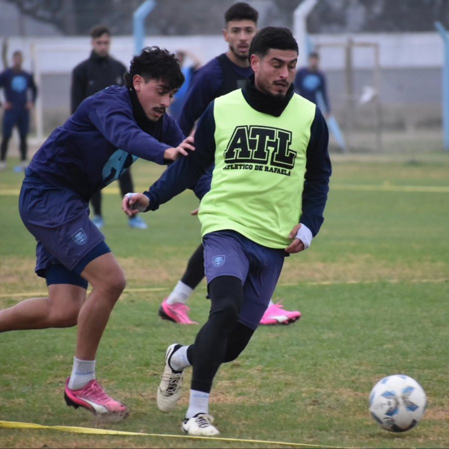 &Uacute;LTIMOS DETALLES. Atl&eacute;tico trabaja con la cabeza puesta en Mor&oacute;n.